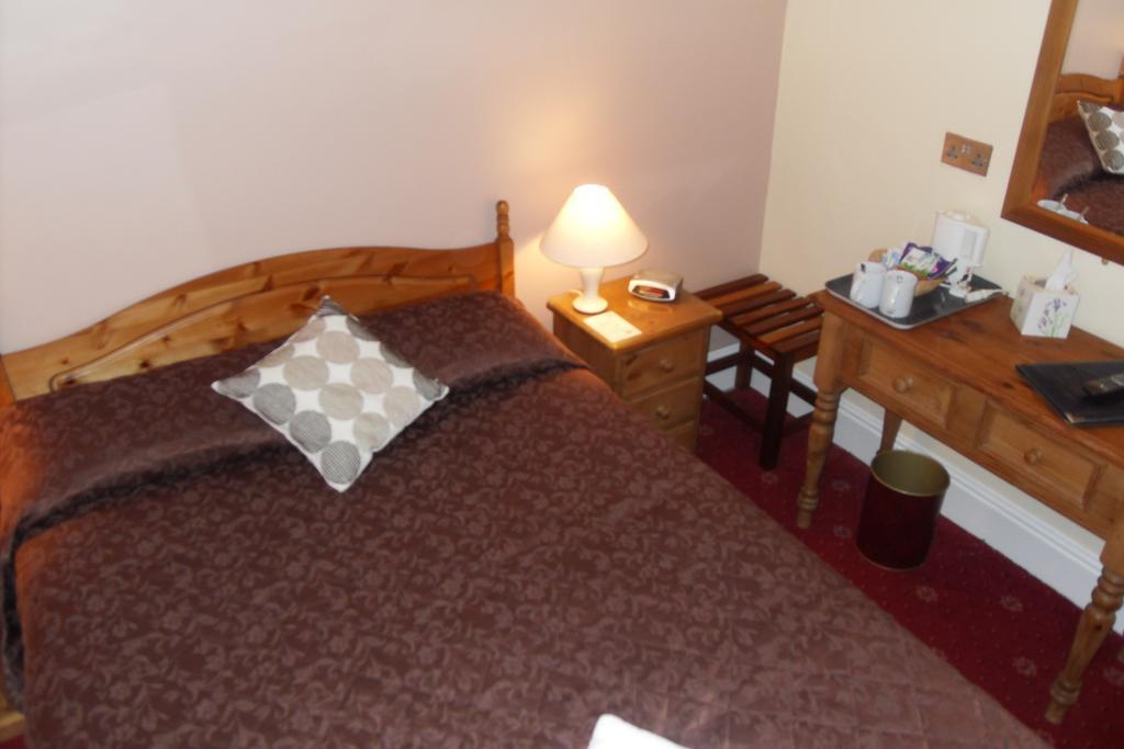 The Dodington Lodge Hotel Whitchurch  Pokoj fotografie